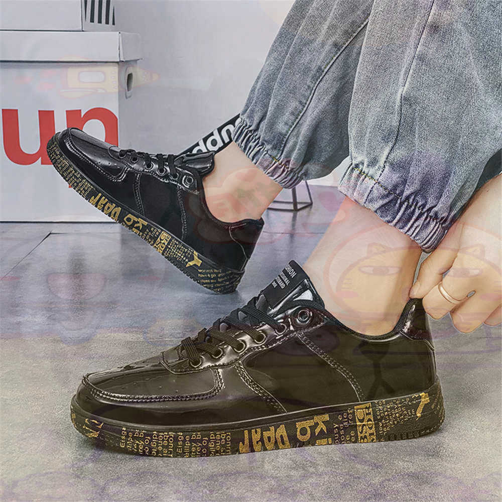 Round Foot Size 45 Sneakers Wh - Streetwear Brands In Uk ulasan dan harga